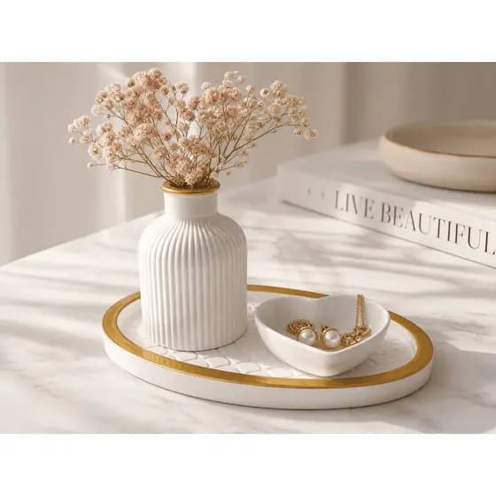 Kit Bandeja Decorativa Oval 20cm + Vaso + Porta-Joias Coração em Gesso Bordas Douradas