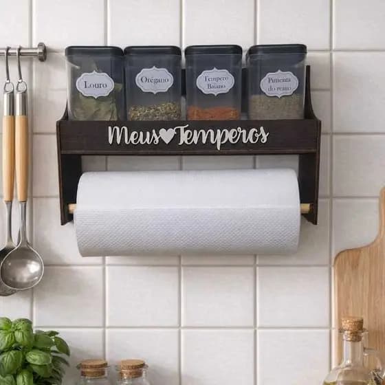 Porta Temperos de Parede com Suporte de Papel Toalha Mdf Pintado em Marrom 04 Condimentos Mantimentos