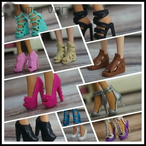 Botas De Boneca Femininas MARVER , Sapatos De Plástico Fashion De 30 Cm Coloridos Pé De 2.2 ~ 2.4 De Comprimento