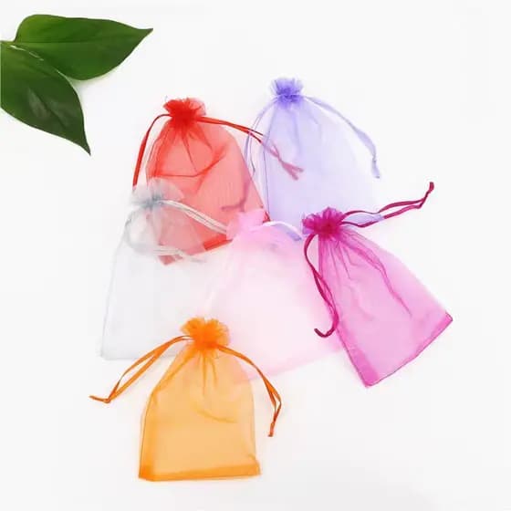 Kit 10 Sacos Organza 10x14cm Todas as Cores Saquinho Presente PROMOÇÃO