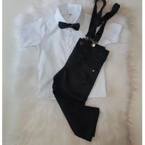 Conjunto batizado contendo camisa manga curta calça suspensório e gravata - casamento, festa, evento