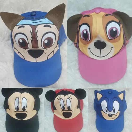 Boné Infantil Personagens com orelhas