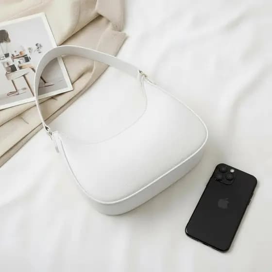 Bolsa Feminina Branca White Baguete Espaçosa De Ombro Estilosa Várias opções