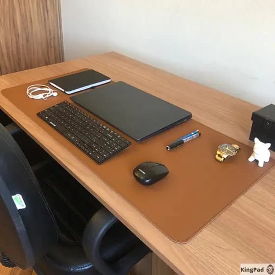 Mouse Pad Desk Pad Max XL Couro Ecológico 90x40cm Design Minimalista Caramelo - UltrapaD - WORKPAD