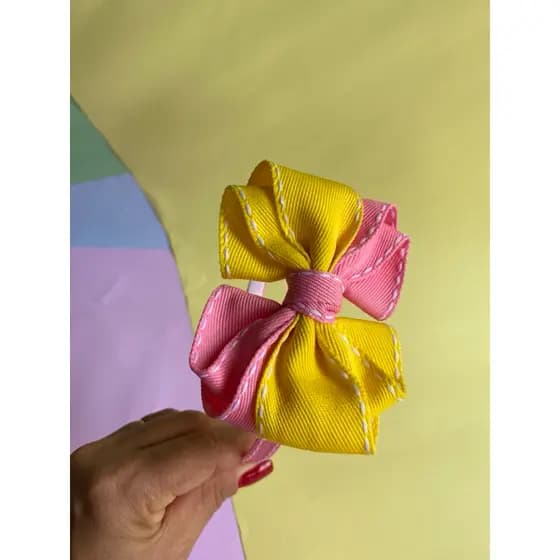 Laço infantil Milena para cabelo meninas. na tiara arquinho ou no bico de pato