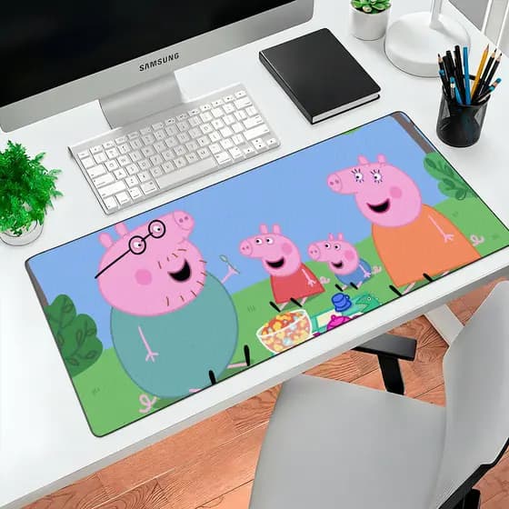 MousePad Grande Peppa Pig Rosa 80x30 Deskpad Gamer Grande Para Mesa Infantil Moderna