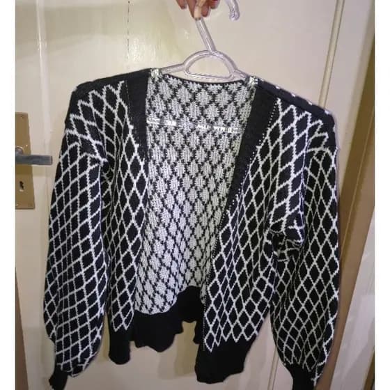 Casaco tricot tamanho único preto