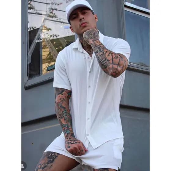 Conjunto Camisa e Short Florido Havaiano Liso Adulto Masculino Tecido de Viscolinho Encolha pouco
