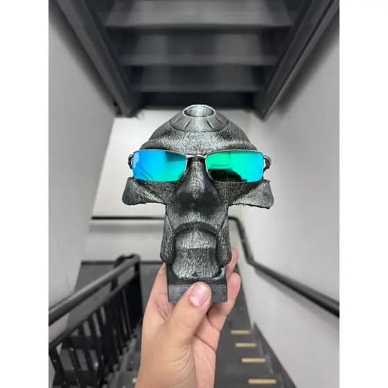 Oculos de Sol Adulto Lupa do Vilão Armação prata metal UV400