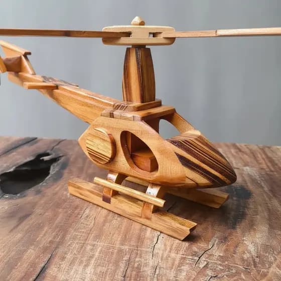 Helicoptero De Madeira Brinquedo Colecionável Artesanal