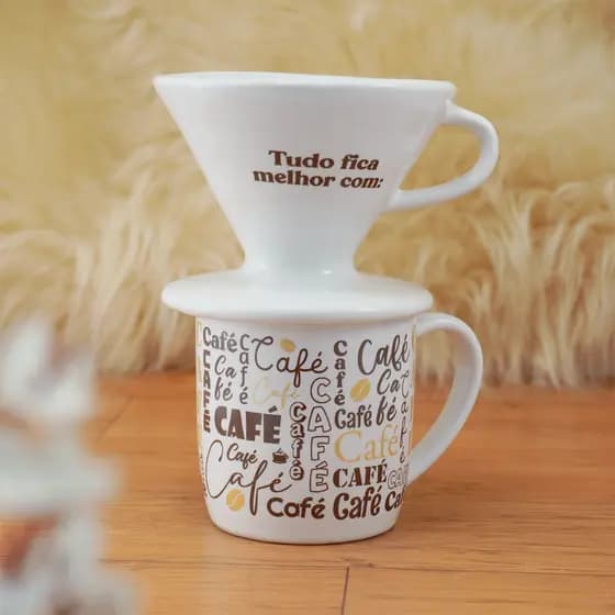 Kit Caneca Club 350 Ml + Coador De Porcelana Filtro Café - Tudo fica Melhor com Café