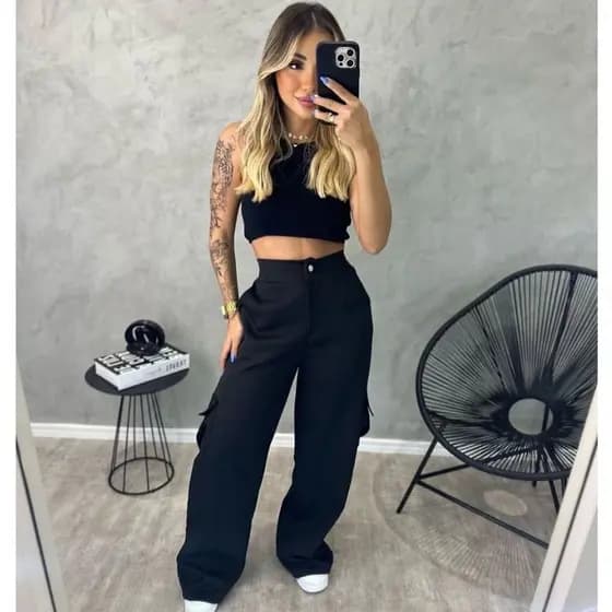 Calça Cargo Alfaiataria Feminina Pantalona com Bolsos laterais
