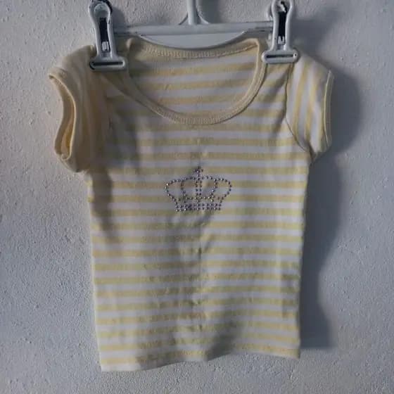 Blusa listrada amarela usada infantil