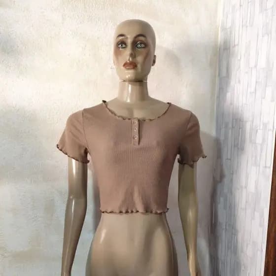 Blusa marrom canelada usada tamanho único cropped