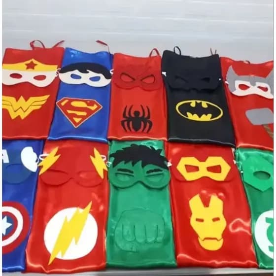 kit capa e máscara super heróis