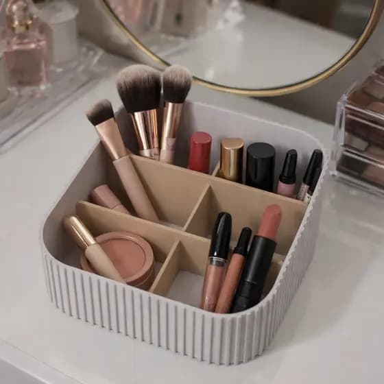 Organizador de Penteadeira / Organizador de Mesa e Escritório / Objetos / Porta Pinceis de Maquiagem