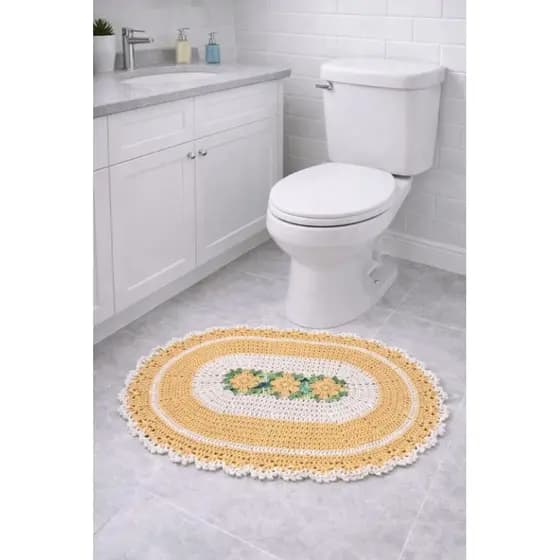 Tapete de Crochê para Banheiro Artesanal Fio 8 Amarelo Ouro com Cru 63x 48