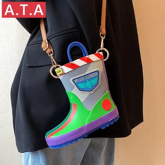 A.T.A Bolsas femininas exclusivas, pochetes para celular, sapatos estilosos e bolsas transversais.
