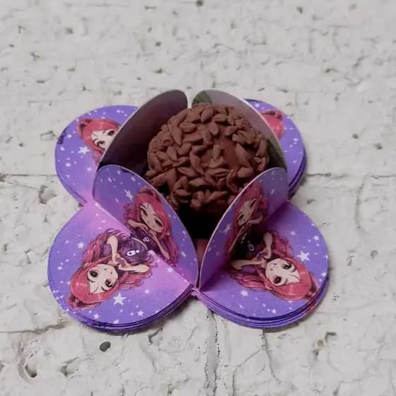Forminha Para Brigadeiro e Doces Ketlen Grupo Dos Rosa