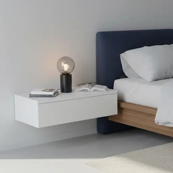 Mesa de Cabeceira Suspensa 1 Gaveta 25x12x30 cm – Compacta, Moderna e Funcional