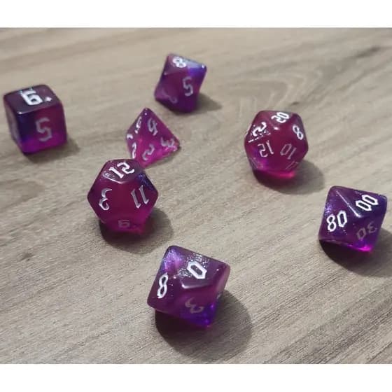 KIT 7 DADOS RPG DE MESA PAPEL LILAS TRANSLUCIDO D4 D6 D8 D10 D12 D20 D100 D% COMPATIVEL D&D TORMENTA