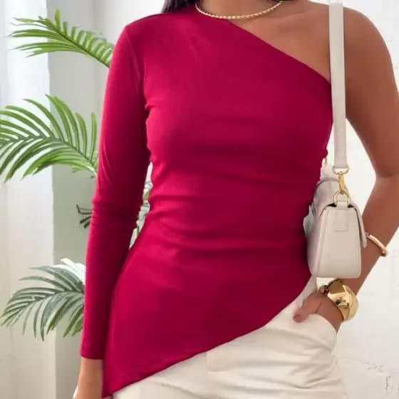 Blusa Feminina a Elegante Assimétrica Mula Manca Blusinha Primavera Nula Manga