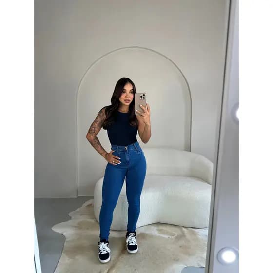CALÇA JEANS FEMININA CLARA CALÇA JEANS SKINNY BASICA CINTURA ALTA COM LYCRA LEVANTA BUMBUM