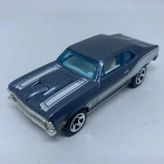 Hot Wheels '68 Nova Mattel 2003 Malaysia 1:64 - L10