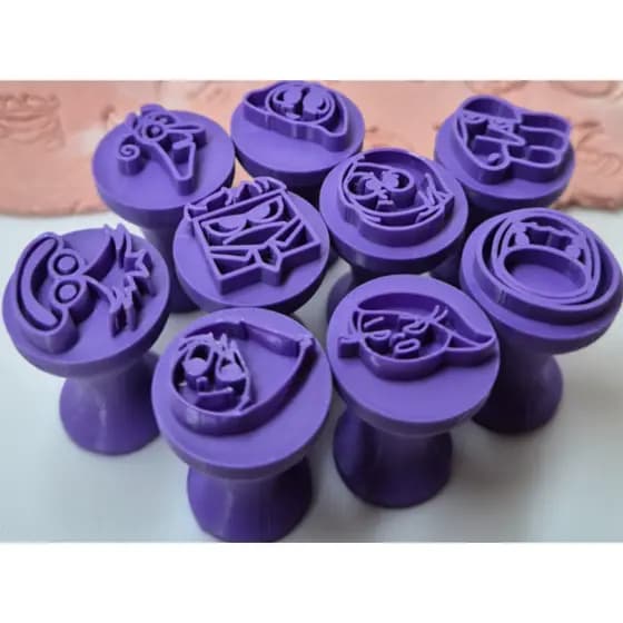 kit cortador/molde tema Divertidamente com 9 peças para biscoitos, pasta americana, bolachas e massinhas