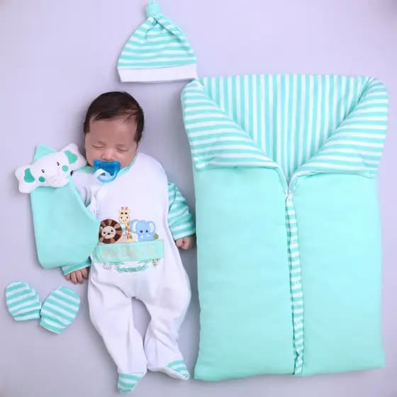 Kit Saída de maternidade para bebe menino, Safari verde com saco de dormir 04 peças