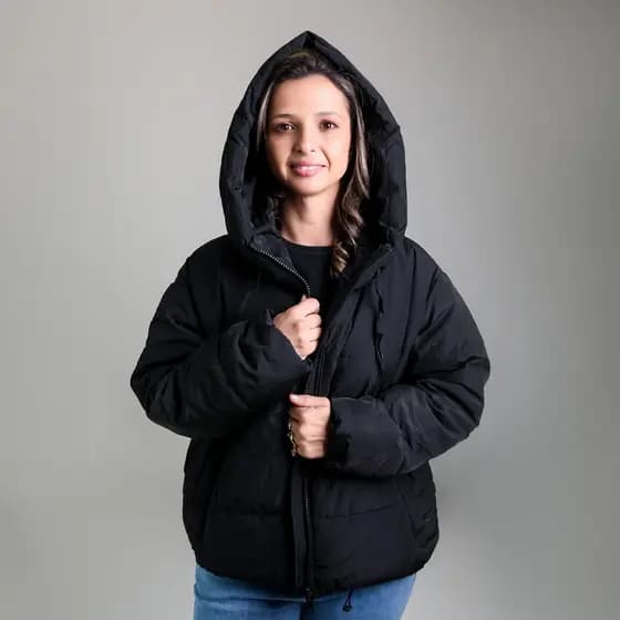 Jaqueta Puffer Feminina The Style Box Com Capuz - Forrada, Térmica, Estilosa, Cores Variadas, Leve e Confortável