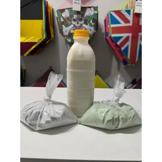 KIT MEIO A MEIO (1 LITRO DE COLA 1 KILO DE VIDRO(500/500)