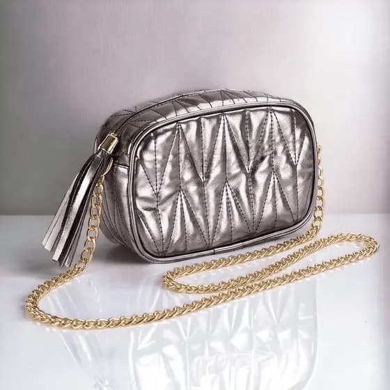 Bolsa Feminina Transversal metalizada Promoção Oferta Queima de Estoque
