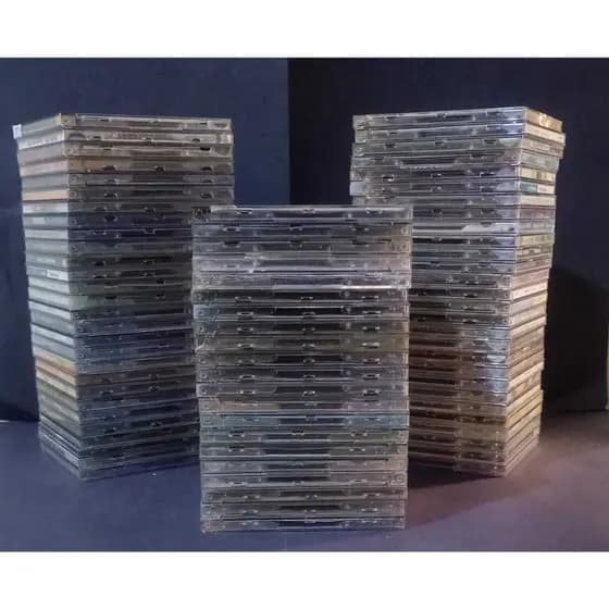 CDS ORIGINAIS DE BANDAS E ARTISTAS VARIADOS NACIONAIS E INTERNACIONAIS