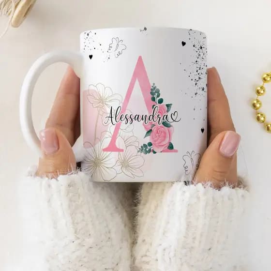 Caneca De Porcelana Personalizada com a letra do Nome e frase Vários Modelos