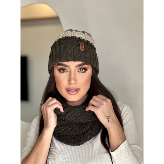 Conjunto Gorro Touca Pompom + Gola Cachecol Infinito Tricot Lã Macio Nova Tendência Moda De Inverno.