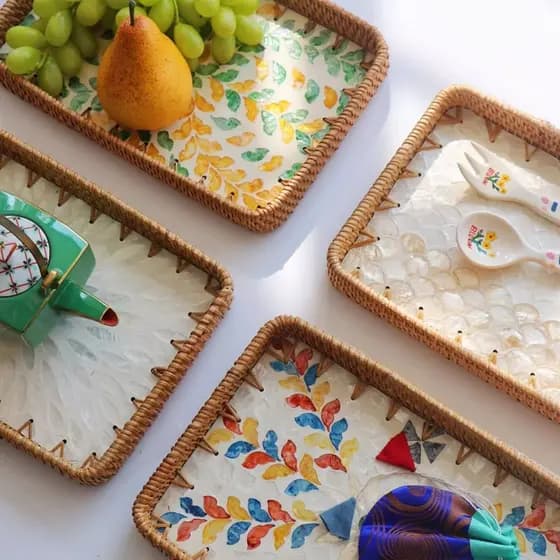 Bandejas Decorativas Retangular com Madrepérola em Fibra Natural