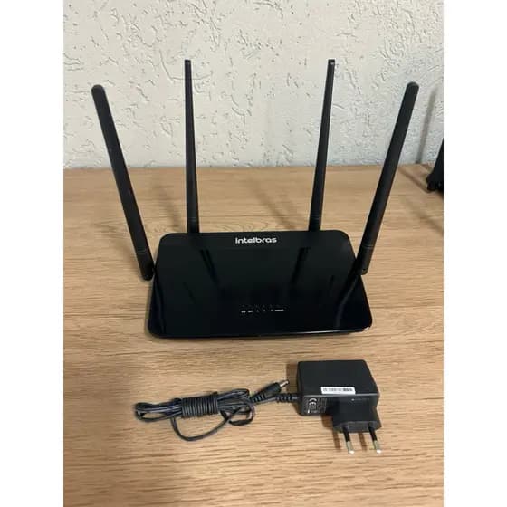 KIT ROTEADOR INTELBRAS ACTION RF1200 com fonte