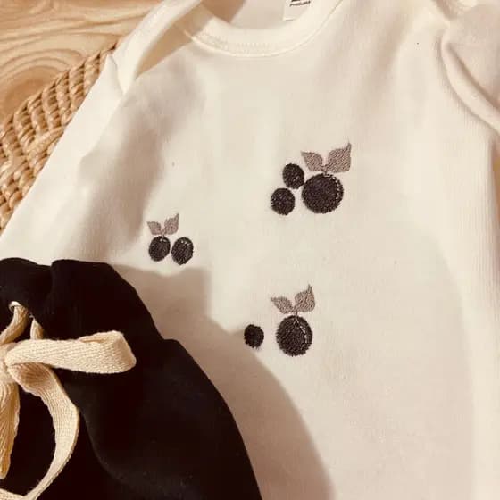 Conjunto 3 peças body com calça moleton e meias bebê jabuticaba 100% algodão