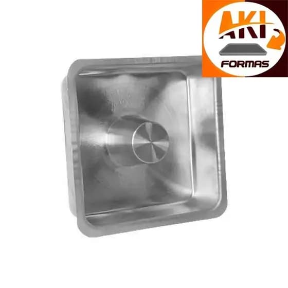FORMA QUADRADA COM FURO TORTA SUIÇA MED 15X6 CABE NA AIR FRYER DE 4 LT COM NOTA FISCAL (( envelope))