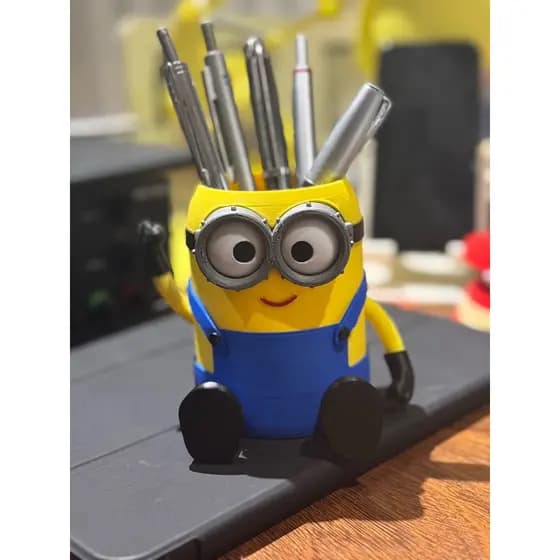 Suporte de Celular Minion Porta Canetas Decorativo e organizador de Mesa