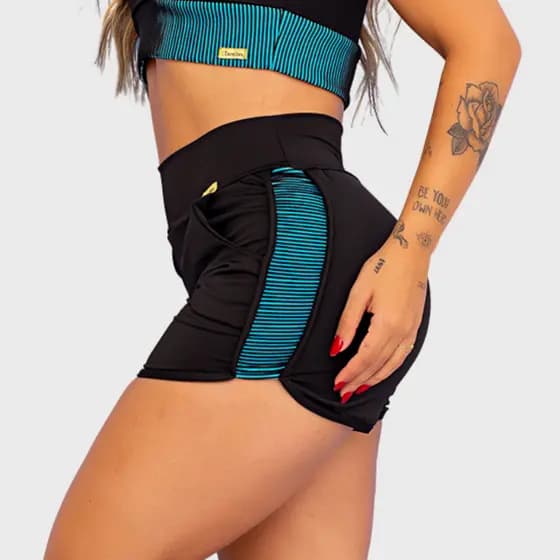 Short Fitness Feminino Detalhe Lateral Bermuda Midi Tarelles