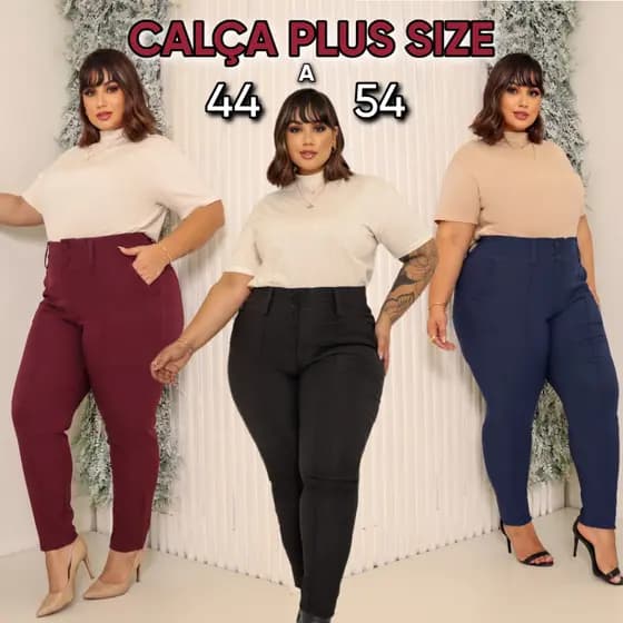 CALÇA ALFAIATARIA BENGALINE PLUS SIZE BOTÃO FORRADO BOLSO E ZIPER DETALHE PASSANTES MODELO TIPO SOCIAL ELEGANTE