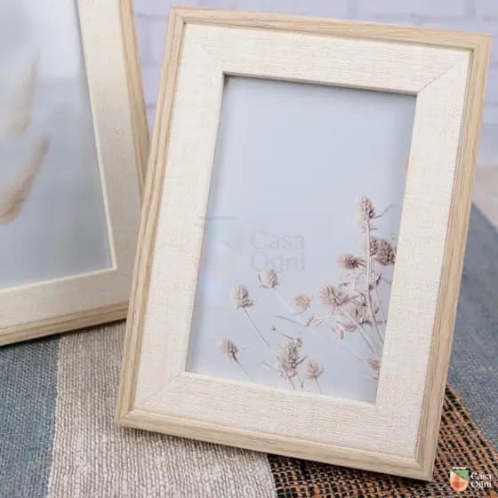 Porta Retrato Decorativo com Moldura de Mesa ou Parede para Fotos 10x15cm ou 15x20cm de MDF