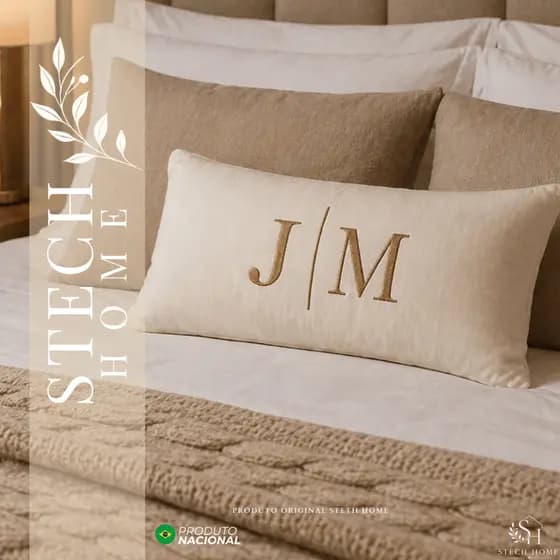 ALMOFADA DECORATIVA COM INICIAL DE CASAL PERSONALIZADA COM BORDADO PREMIUM