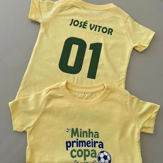 Camiseta Infantil Minha Primeira Copa Personalizada com Nome e Número 10 – Envie o Nome em Até 2 Horas Após a Compra