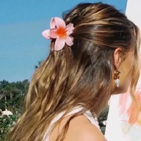 Presilha De Flor Havaíana Piranha De Cabelo Grande Flor De Praia