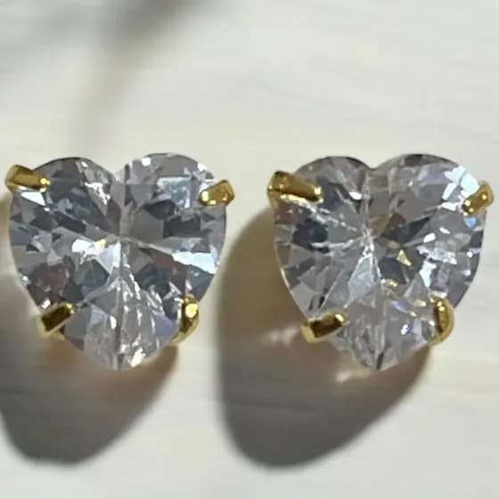 Par Brincos Folheados ouro 18 Antialérgico Coração Zircônia 8mm 33041