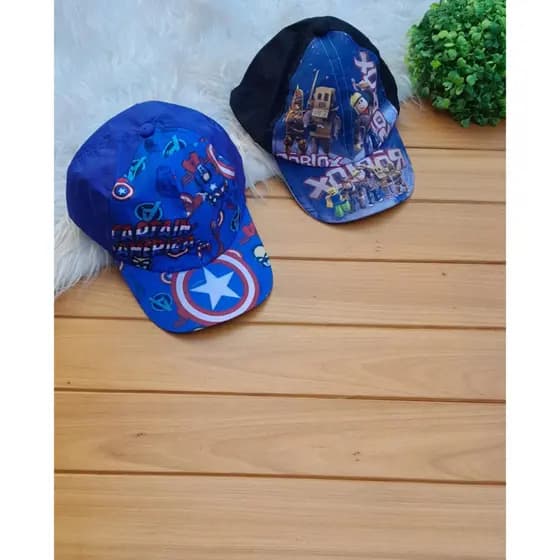 Boné infantil