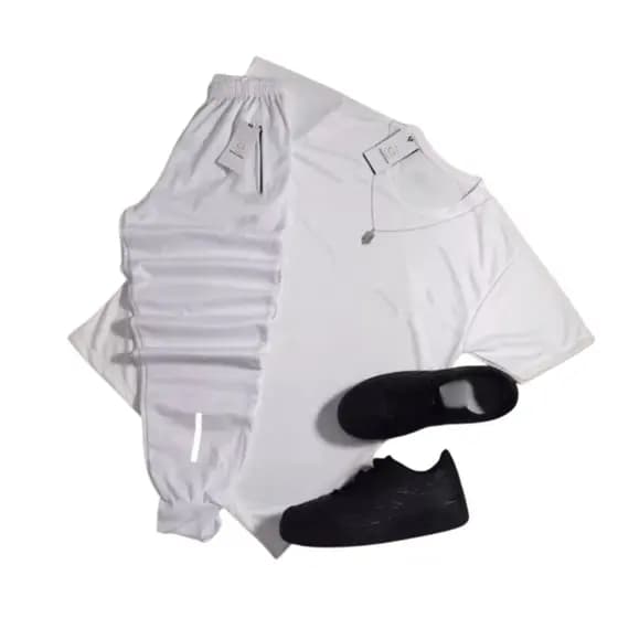Conjunto Completo para Homens - Camiseta Masculina, Calça Jogger e Roupa de Academia - Estilo e Desempenho!